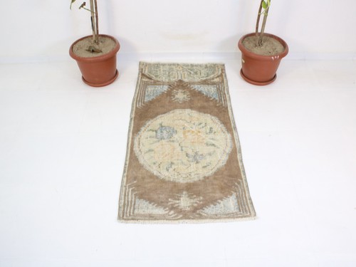 Vintage turkish area rug x - 2.3,