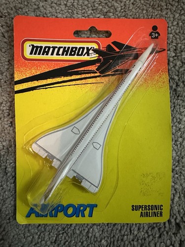 Matchbox airport plane - airport,