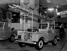 Land rover equipped - land,