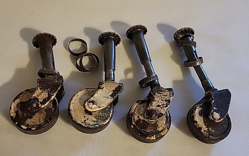 Lot vintage cast - lot,