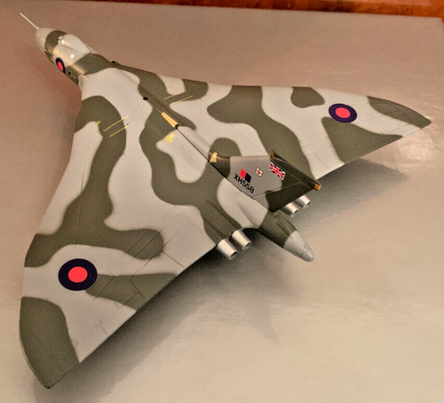 Avro vulcan die cast - die,