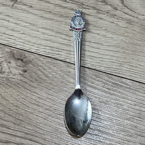 Vintage queen elizabeth silver - queen,