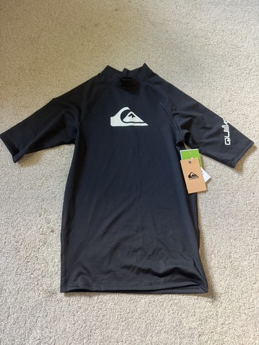 Bnwt quiksilver youth short - bnwt,