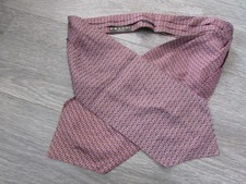Patterned 100% Silk Cravat by