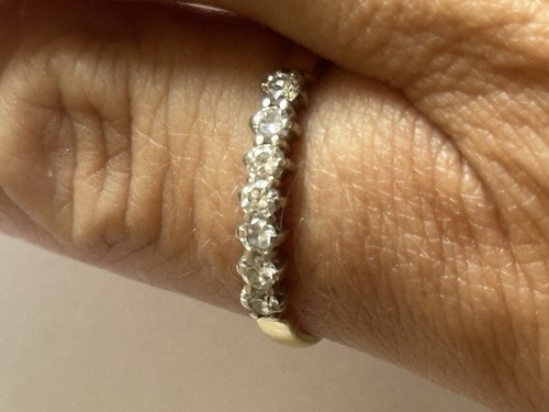 18ct gold diamond ring - gold,