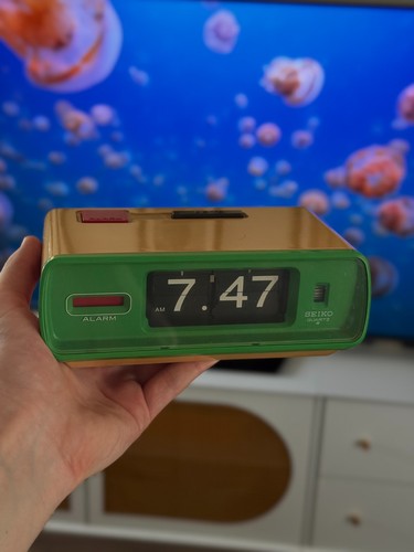 Seiko qn423m flipclock - seiko,