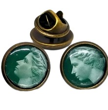 Handmade Queen Elizabeth ii