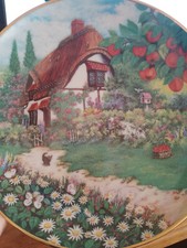 Lilliput Lane ;- granny smiths cottage collectors Plate