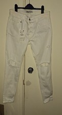 Zara Ripped White Jeans –