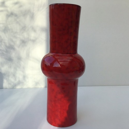 Mcm red bulbous - art, pottery