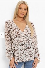 Peplum Top Cow Print Size 12 M Stretchy Band Flattering Comfy Blouse Lightweight