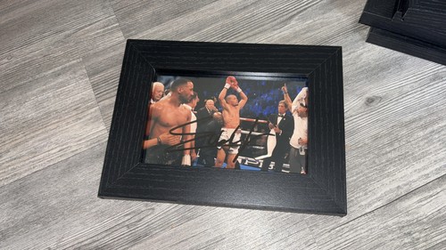Chris eubank signed size - eubank, jr