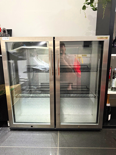 Autonumis back bar bottle - back,