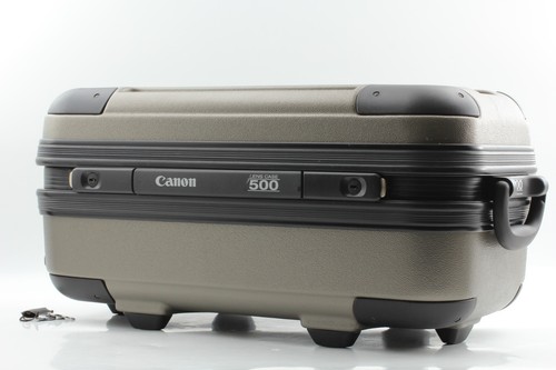 Near mint canon lens case - [,