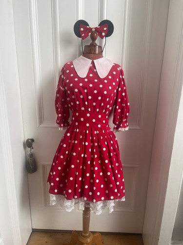 Minnie mouse theatre - minnie,