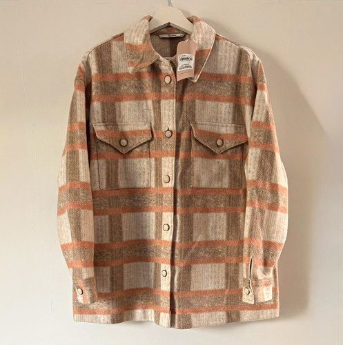 Woman plaid shacket - shacket, button