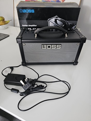 Boss dual cube guitar - dual,
