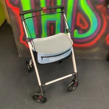 KMINA PRO Folding Rollator
