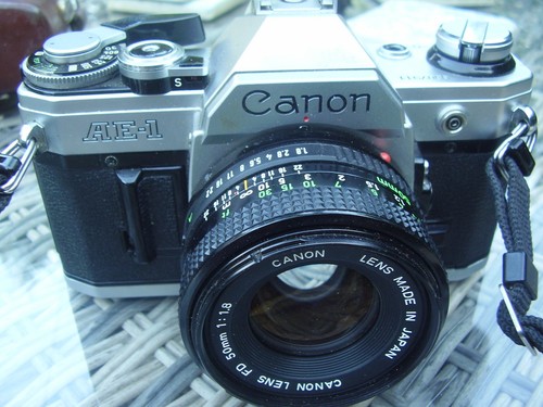 Canon program 35mm film - ae-1,