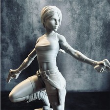 Tomb Raider Lara Croft 32cm 3D