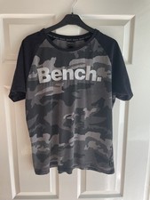 Bench Mens Skater Style Camo T Shirt  Size Large 