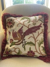 Crewel hand embroidered - hand,