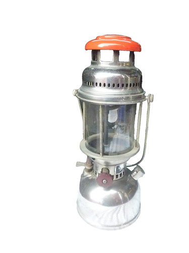 Optimus paraffin pressure lamp