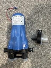 CARAVAN WHALE WATERMASTER