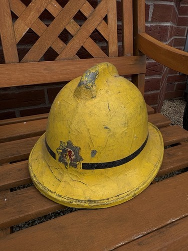 Vintage 1970s 1980s - , fireman