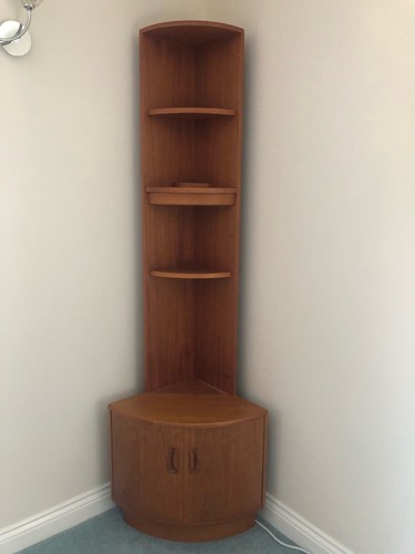 Mid century plan corner unit - g,