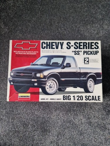 Lindberg model kit chevy - lindberg,