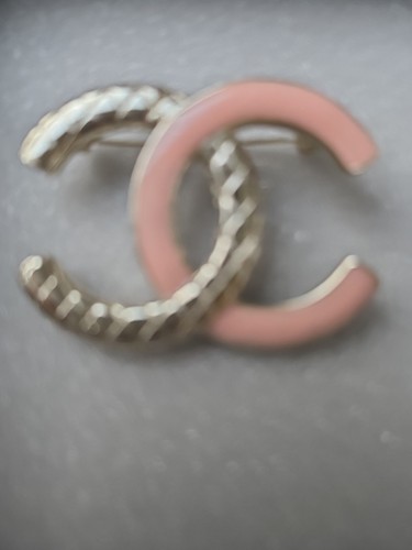 Gold encrusted withcandy pink - gold,