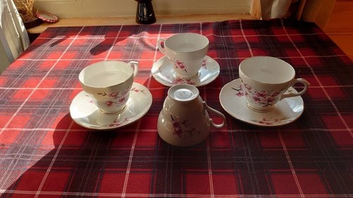 Duchess tea set pink flowers - duchess,