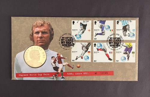 Bobby moore obe - bobby, commemorative