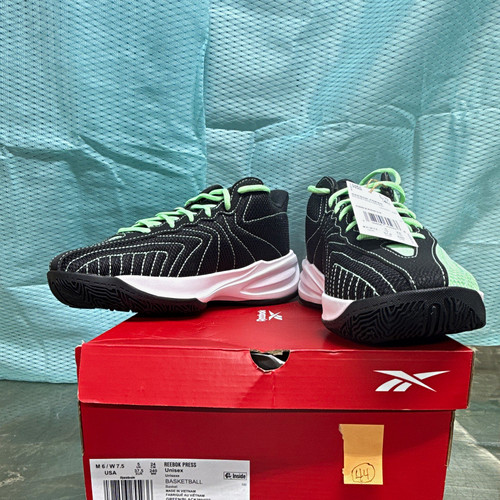 Reebok press basketball low - reebok,