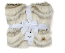 UGG Rosia Jacquard Wave Faux