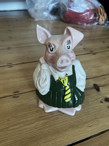 Annabel natwest pig wade - annabel,