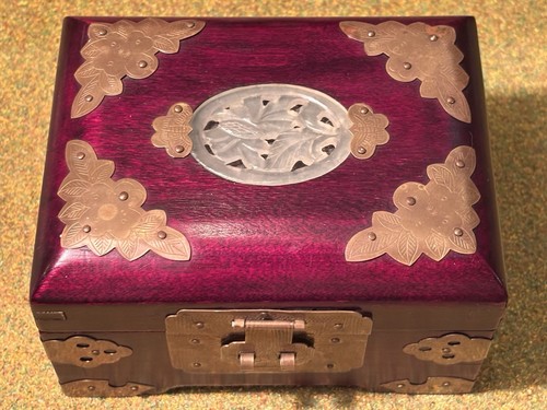 Vintage lacquered chinese - vintage,