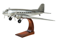 Dakota 1930s airliner - dakota, 3
