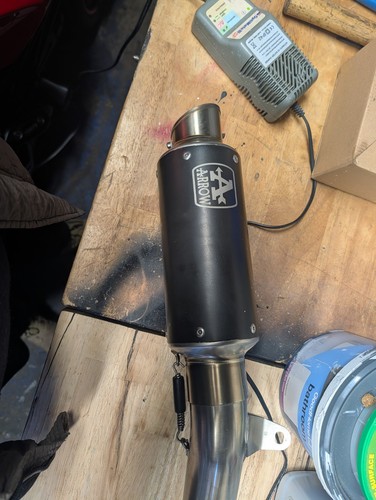 Aprillia rsv4 exhaust - rsv4,