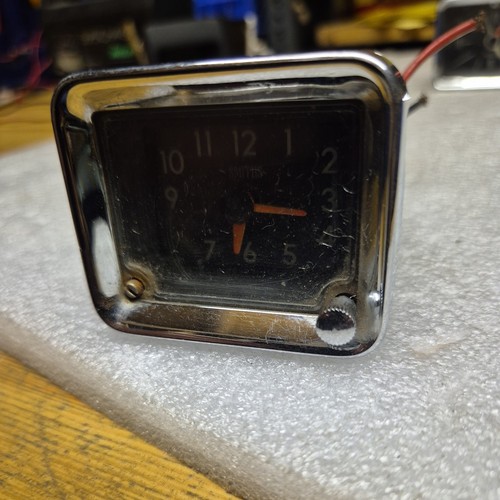 Smiths dashboard clock - smiths, classic