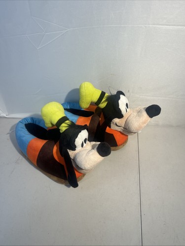 Disney goofy slippers - disney, |