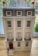 The Dolls House Emporium - Furnished Georgian Townhouse - Huge