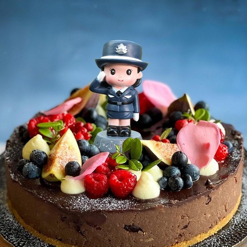 2xpolice figure statue tiny - 2xpolice,