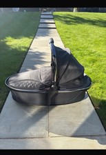 Egg3 Stroller Carrycot with