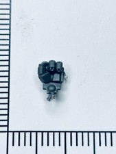 Warhammer 40K Tau Empire Commander Left Closed Fist (BITS)