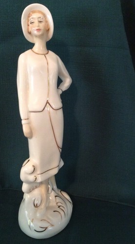 Royal doulton figurine - doulton,