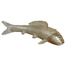 ANTIQUE SOLID BRONZE JAPANESE KOI CARP STATUE OF A WONDERFULLY ELEGANT FISH