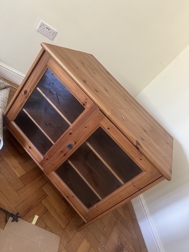 Solid pine glazed - hi-fi, /