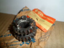 NOS SUZUKI RM80 ENGINE THIRD FOURTH DRIVE GEAR 24231-46900
